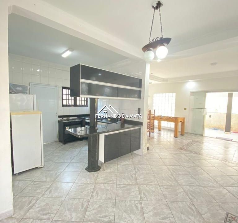 Imagem imóvel Sobrado em Mongaguá com 6 dormitórios