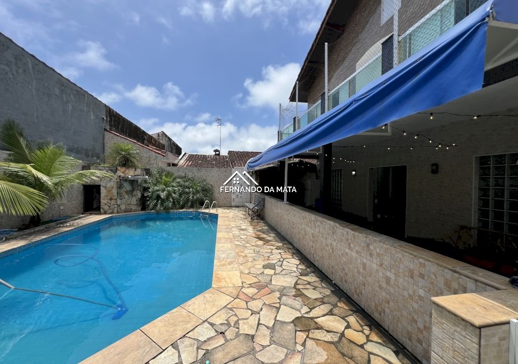 Imagem imóvel Sobrado em Mongaguá com 6 dormitórios