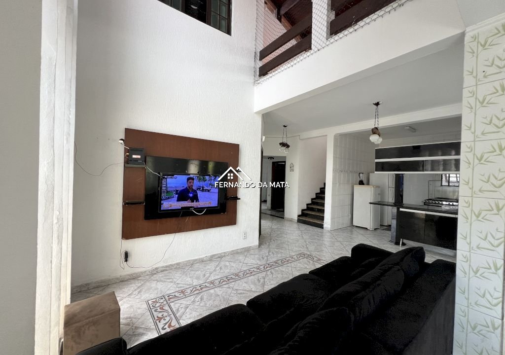 Imagem imóvel Sobrado em Mongaguá com 6 dormitórios