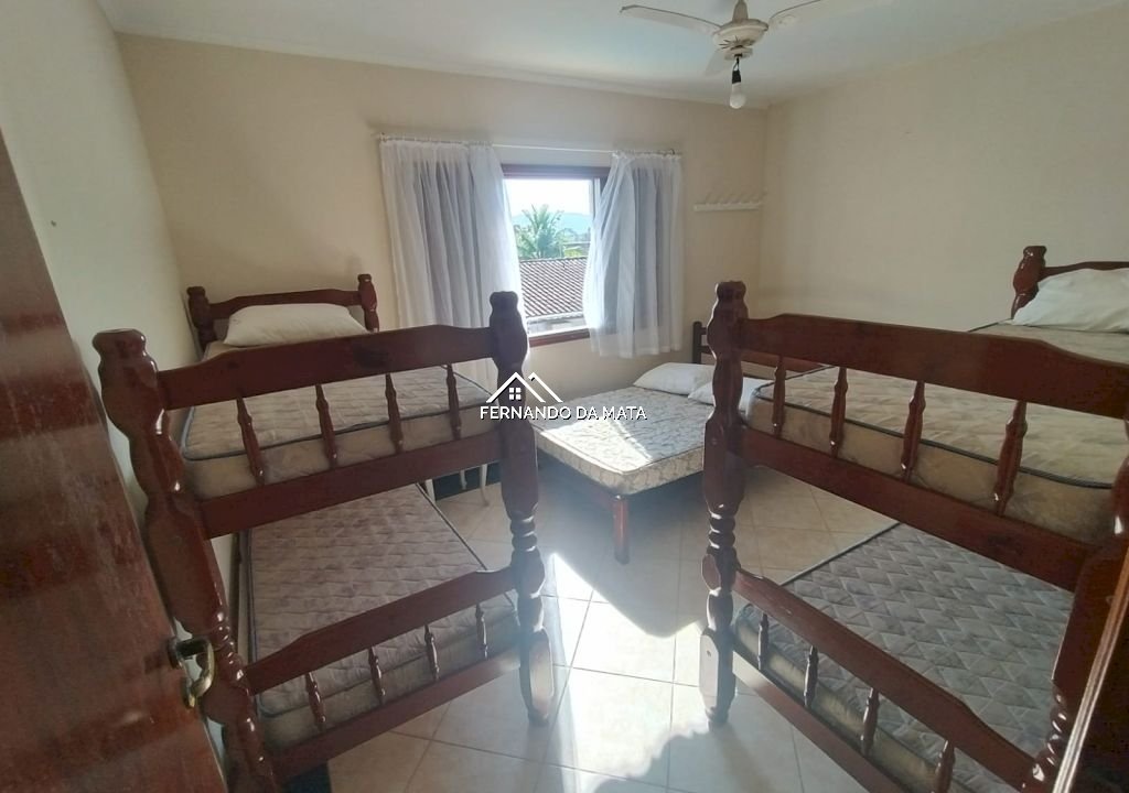 Imagem imóvel Sobrado em Mongaguá com 7 dormitórios