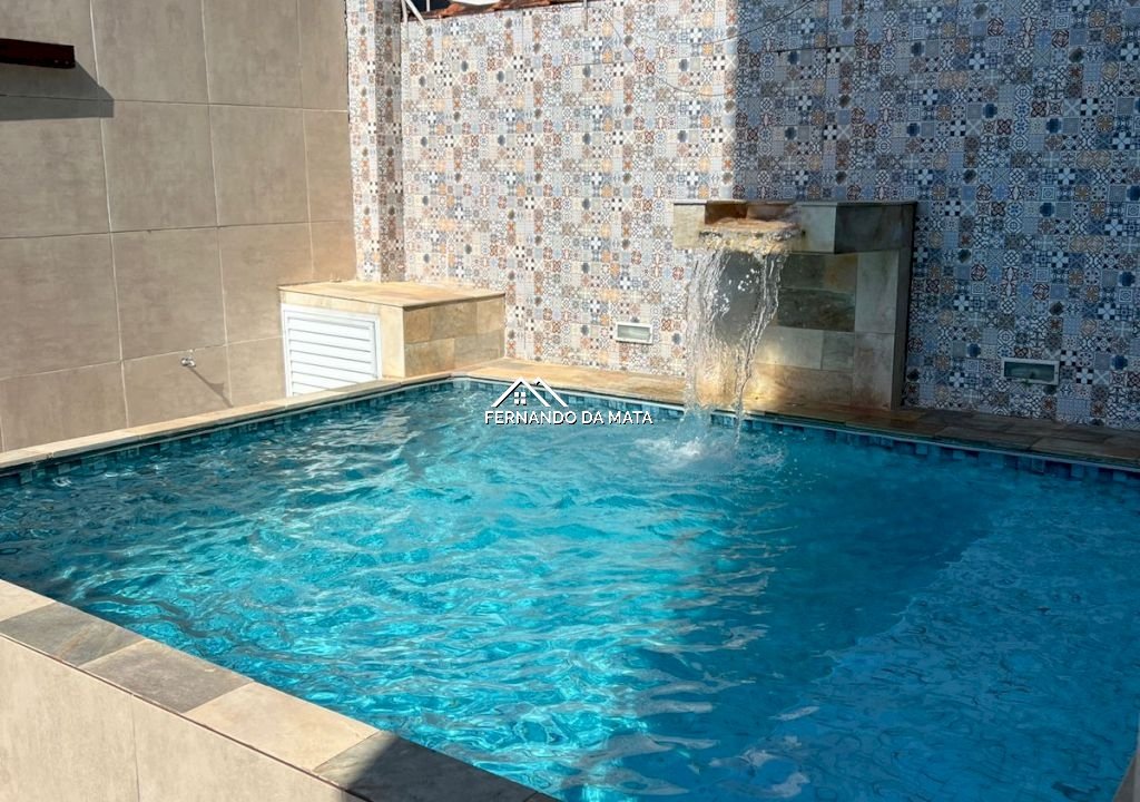 Imagem imóvel Sobrado em Mongaguá com 4 dormitórios