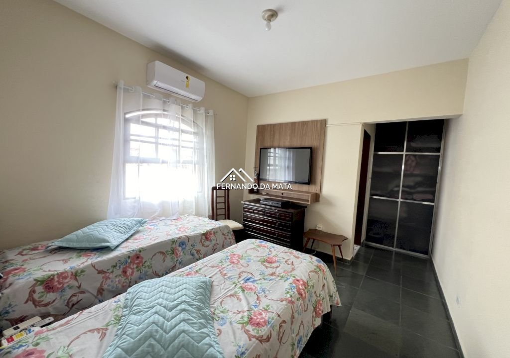 Imagem imóvel Sobreposta em Mongaguá com 4 dormitórios